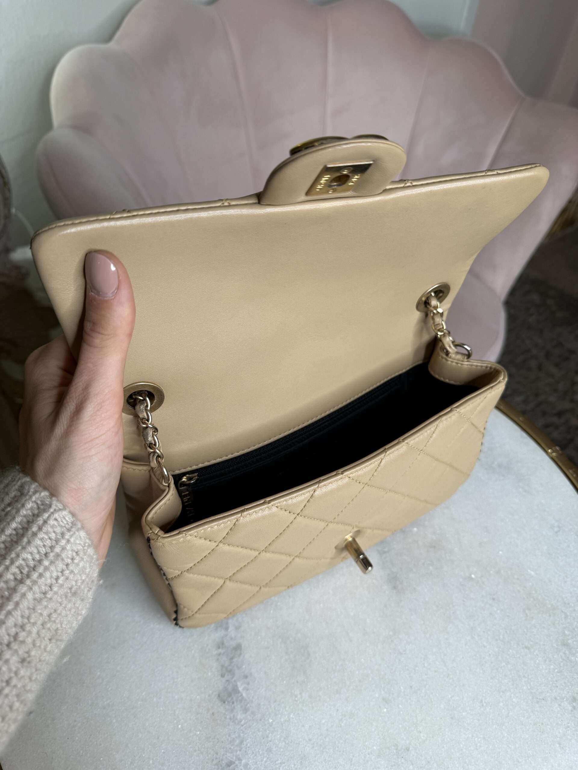Chanel Flap bag - immagine 3