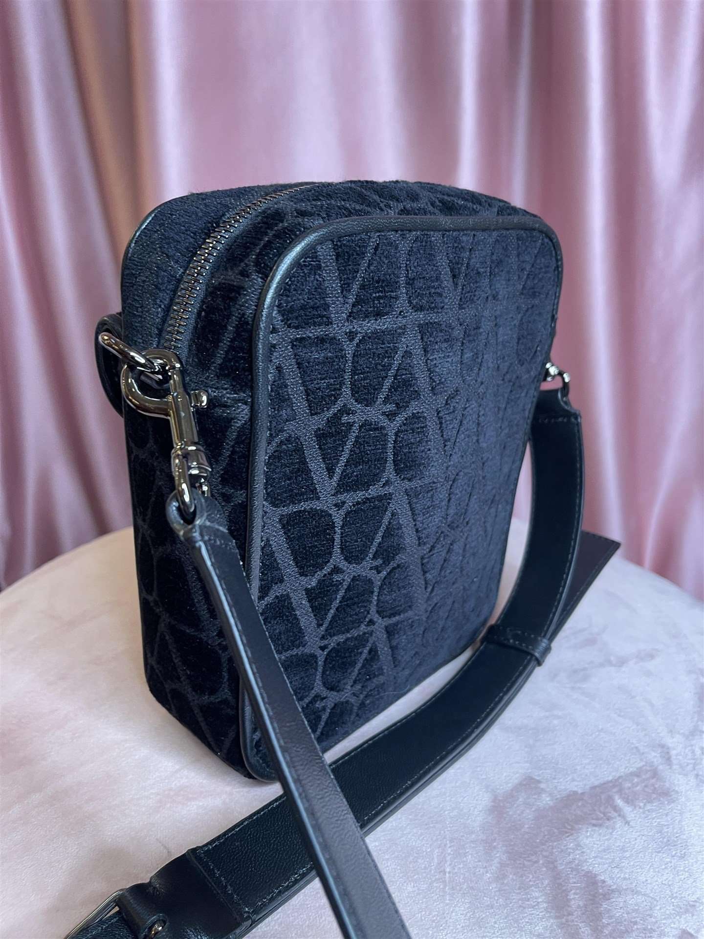 Valentino VLogo - immagine 3